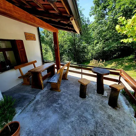 Cukova Bajta * Most na Soči